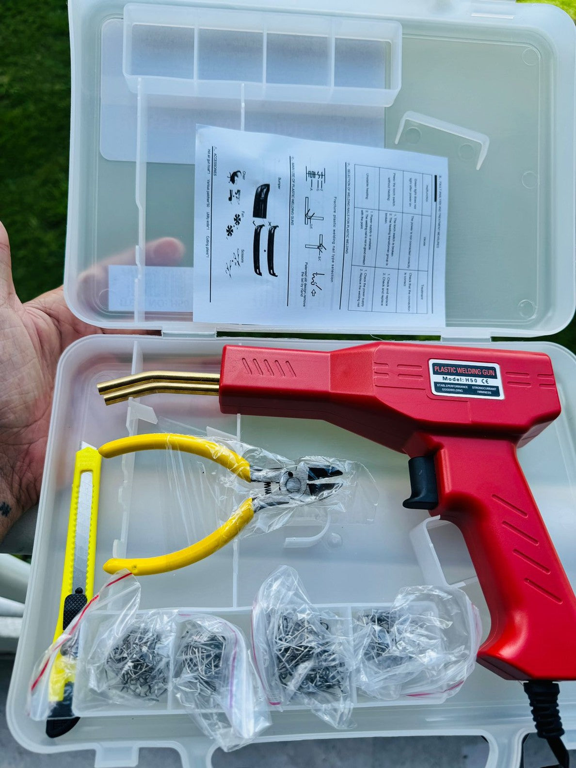 SoldaPlast Pro: (Soldador Plastico-Corta Frio-Bisturi-Caja Portable)+250 Grapas - 4